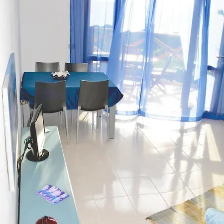Kleine In Picco Sul Mare Mit Privatem Parkplatz,