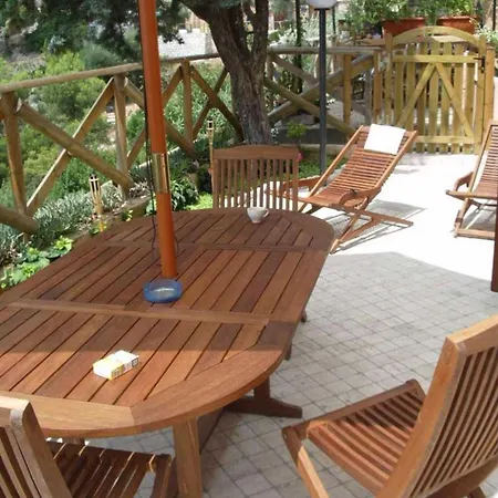 Kleine In Picco Sul Mare Mit Privatem Parkplatz, Sperlonga
